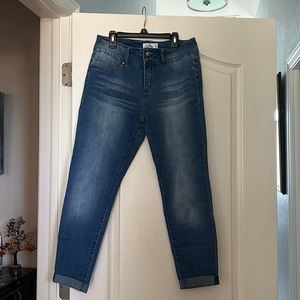 Cute like new jeans size 8